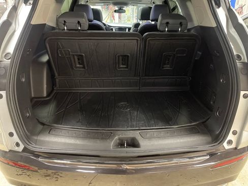 Used 2021 Buick Enclave Premium w/ Sun and Sites Package AWD/4WD image 28