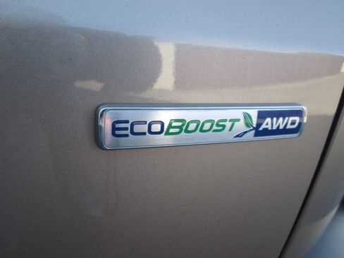 Used 2020 Ford Escape SEL image 25