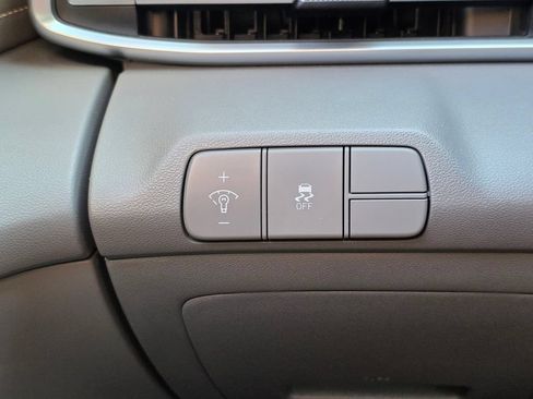 Certified 2025 Hyundai Elantra Sport FWD image 37