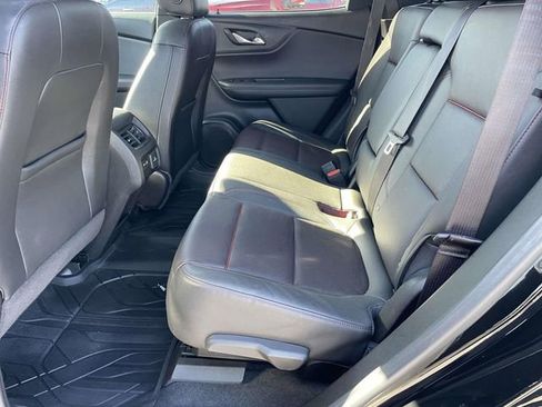 Used 2021 Chevrolet Blazer RS w/ Enhanced Convenience Package FWD image 10