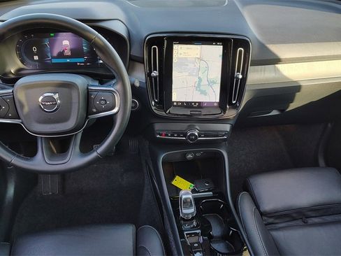 Certified 2025 Volvo XC40 B5 Plus image 11