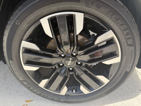 Certified 2024 Kia Telluride SX Prestige image 36