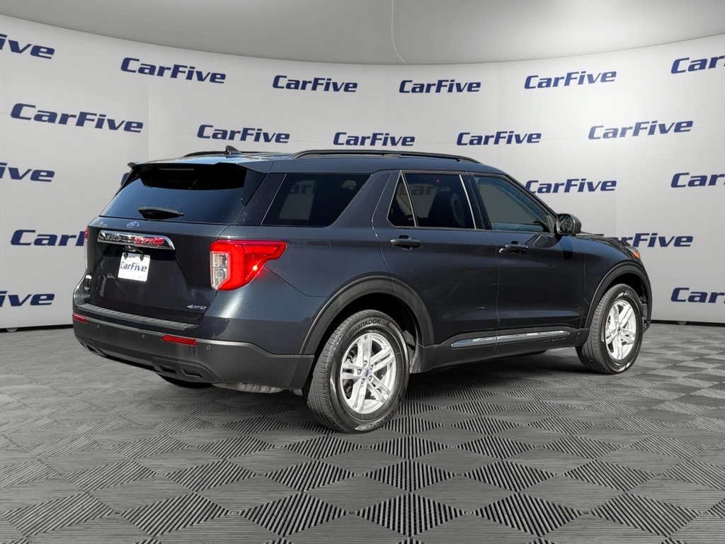 Used 2023 Ford Explorer XLT AWD/4WD image 6