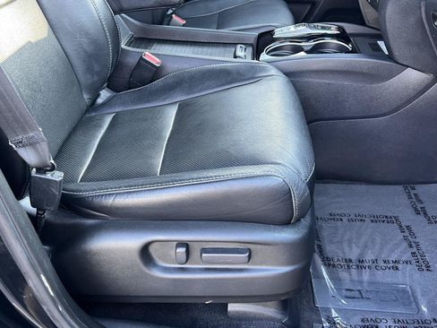 Used 2019 Honda Pilot Elite image 18