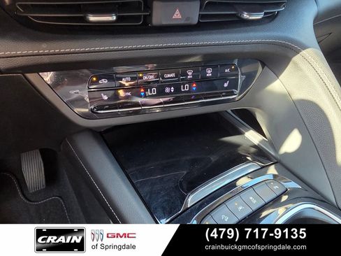 Used 2023 Buick Envision Essence AWD/4WD image 19