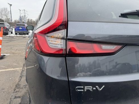 Used 2025 Honda CR-V EX-L image 9