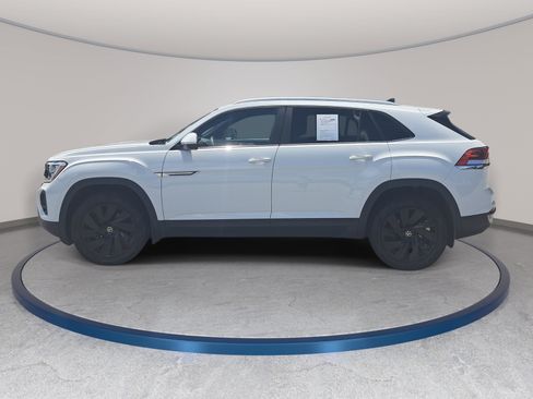 Used 2024 Volkswagen Atlas Cross Sport SE w/ Black Wheel Package AWD/4WD image 8