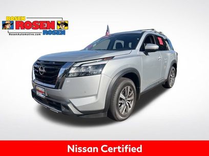Certified 2024 Nissan Pathfinder SL