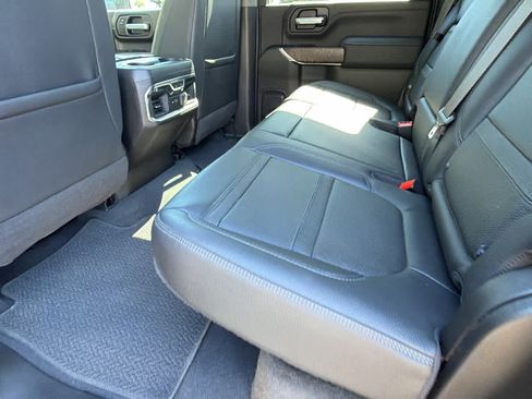 Used 2021 GMC Sierra 2500 Denali w/ Denali Ultimate Package AWD/4WD image 17