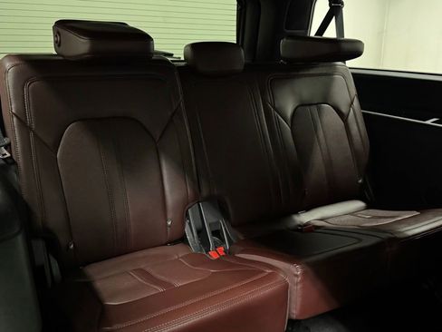 Used 2024 Ford Expedition Max Limited image 26