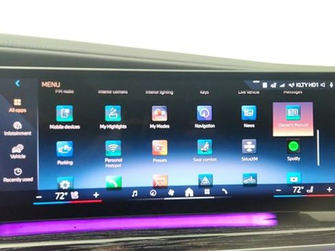 Used 2024 BMW 740i w/ Premium Package image 52