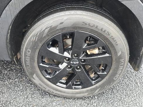 Used 2022 Kia Sorento S w/ Panoramic Sunroof Package image 15