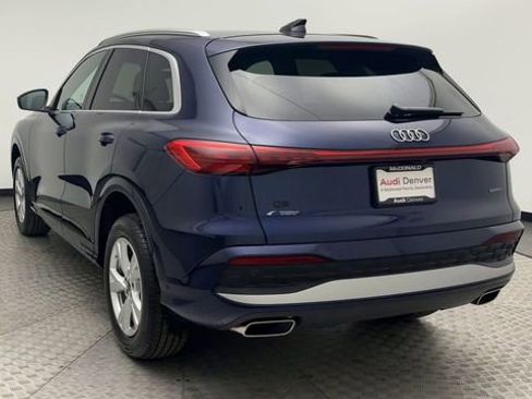 Used 2025 Audi Q5 Premium w/ Convenience Package image 7