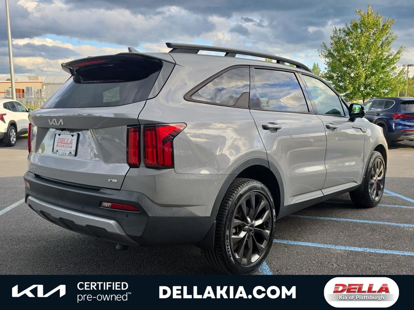 Certified 2023 Kia Sorento SX Prestige AWD/4WD image 12