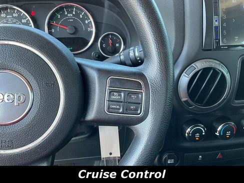 Used 2015 Jeep Wrangler Unlimited Sport AWD/4WD image 11