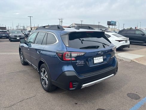 Used 2020 Subaru Outback Limited AWD/4WD image 7