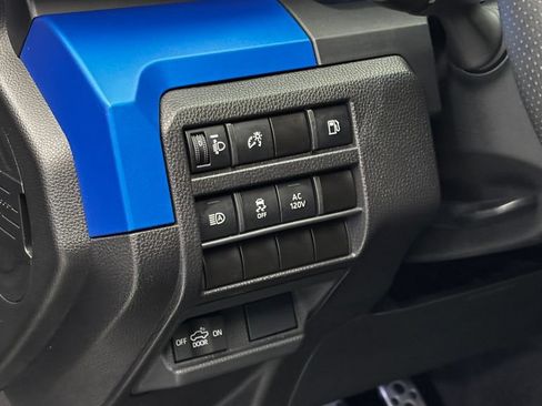 Used 2025 Toyota Tacoma TRD Sport AWD/4WD image 16
