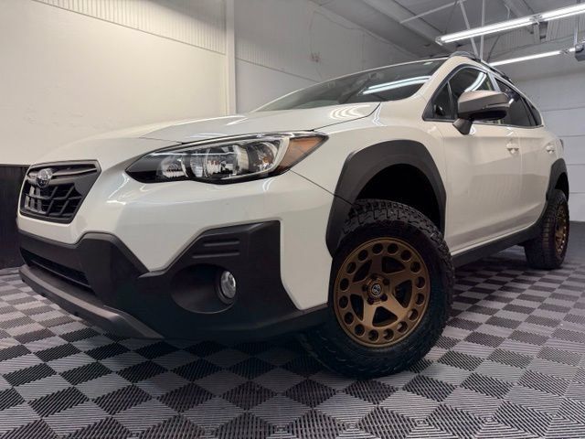Used 2022 Subaru Crosstrek 2.5i Sport w/ Moonroof Package AWD/4WD image 3