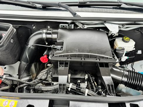 Used 2023 Mercedes-Benz Sprinter 2500 image 30