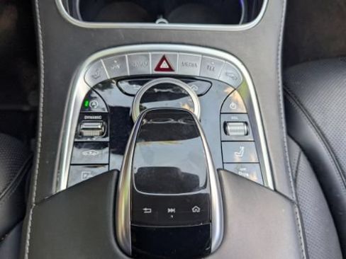 Used 2018 Mercedes-Benz S 560 Sedan image 44