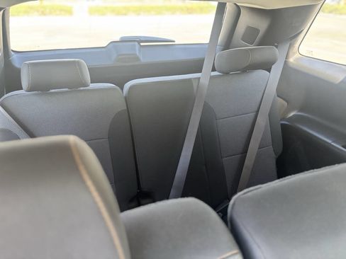 Used 2020 Chevrolet Traverse LS FWD image 21