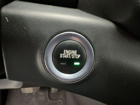 Certified 2018 GMC Terrain SLT w/ Preferred Package image 24