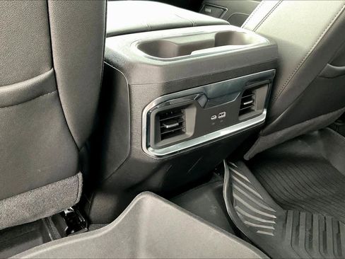 Certified 2025 Chevrolet Silverado 1500 LTZ image 33