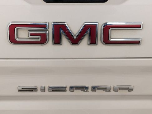 Used 2020 GMC Sierra 1500 SLT image 4