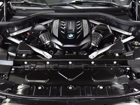 Used 2023 BMW X5 M50i w/ Climate Comfort Package image 29