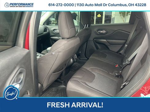 Used 2020 Jeep Cherokee Latitude AWD/4WD image 13