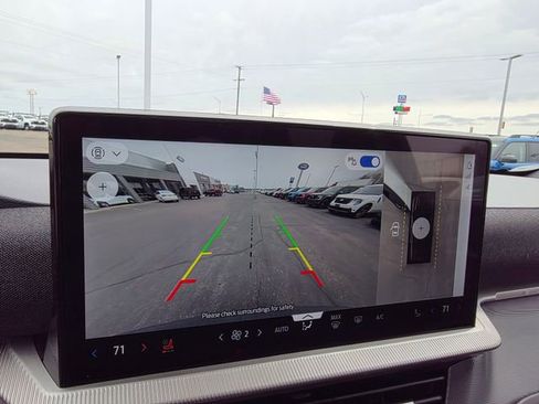 Used 2025 Ford Explorer ST image 26