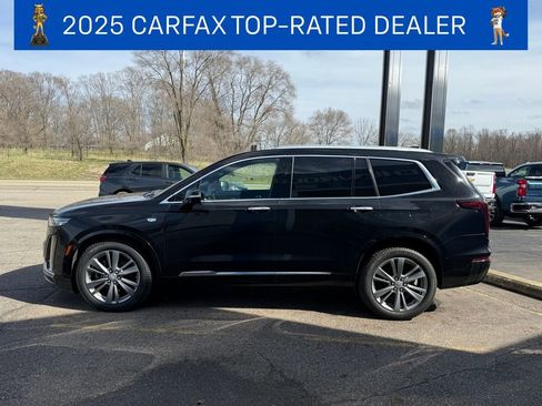 Certified 2020 Cadillac XT6 Premium Luxury image 2