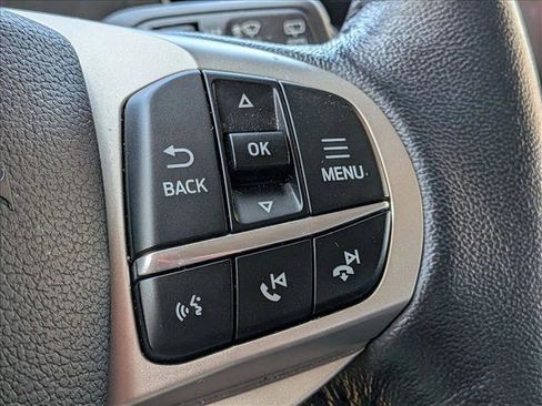 Used 2021 Ford Explorer XLT w/ Equipment Group 202A image 11