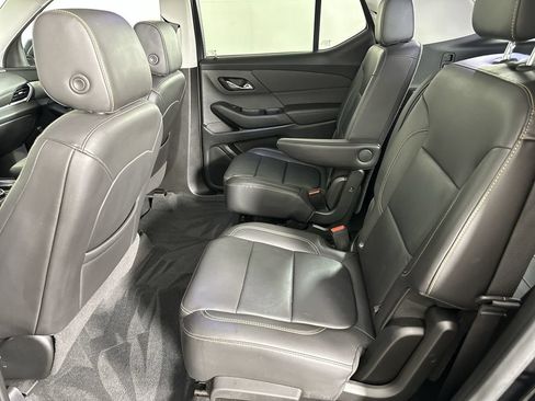 Used 2020 Chevrolet Traverse LT w/ LT Premium Package AWD/4WD image 26