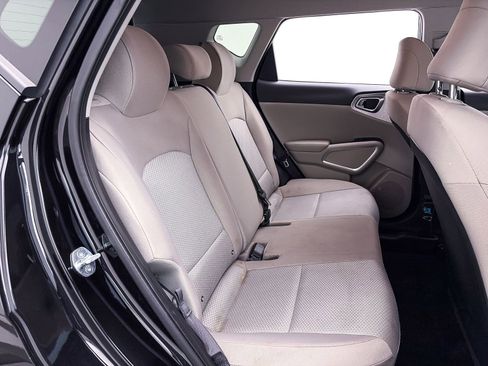Used 2023 Kia Soul LX w/ LX Technology Package FWD image 33