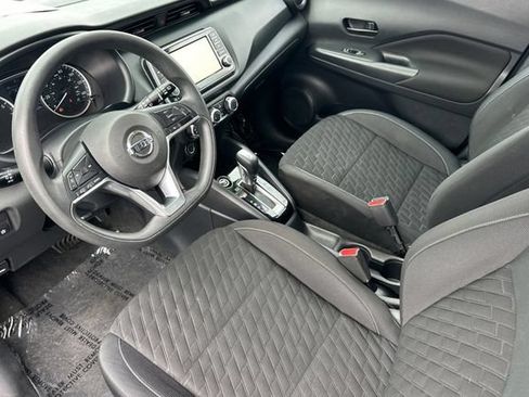Used 2021 Nissan Kicks S FWD image 11