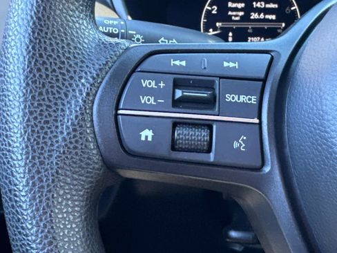 Certified 2025 Honda HR-V LX image 22