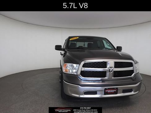 Used 2019 RAM 1500 Classic SLT AWD/4WD image 30