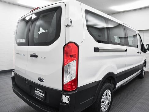 Used 2023 Ford Transit 350 XLT image 7