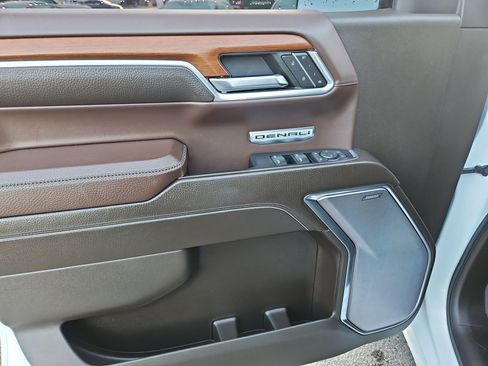Used 2023 GMC Sierra 1500 Denali image 16