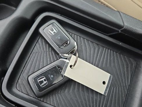 Used 2017 Honda CR-V EX-L image 13