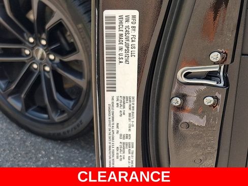 Used 2023 Jeep Grand Wagoneer Series II AWD/4WD image 28