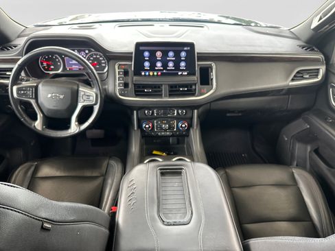 Used 2021 Chevrolet Tahoe Z71 w/ Z71 Off-Road Package AWD/4WD image 15