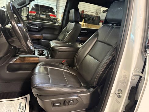 Used 2020 Chevrolet Silverado 3500 High Country w/ Gooseneck/5TH Wheel Package AWD/4WD image 57