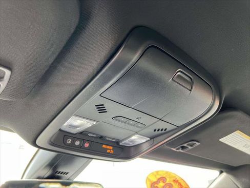 Used 2023 Cadillac XT5 Luxury image 36