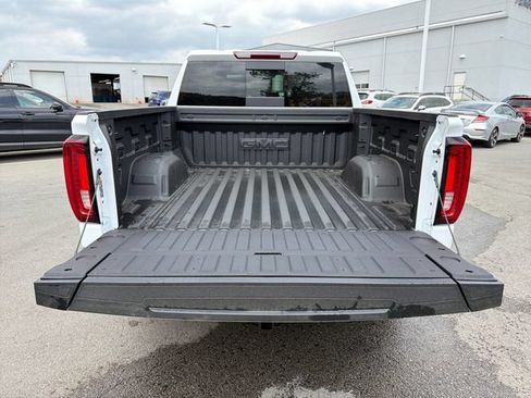 New 2026 GMC Sierra 1500 SLT w/ SLT Premium Plus Package AWD/4WD image 24