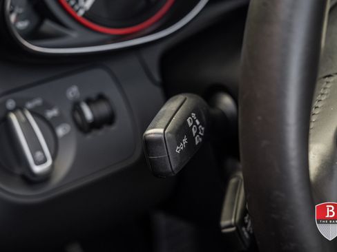 Used 2011 Audi R8 V10 AWD/4WD image 35