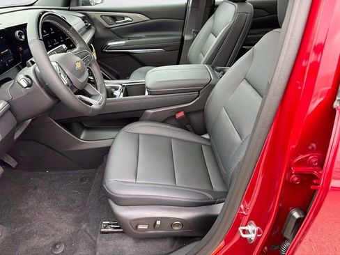 New 2026 Chevrolet Traverse LT w/ Enhanced Driving Package FWD image 22