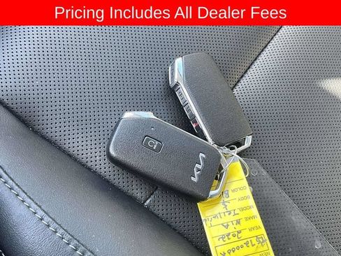 Used 2022 Kia Telluride S AWD/4WD image 38