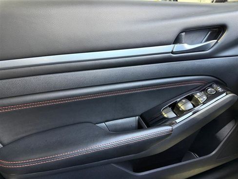 Used 2023 Nissan Altima 2.5 SR image 28